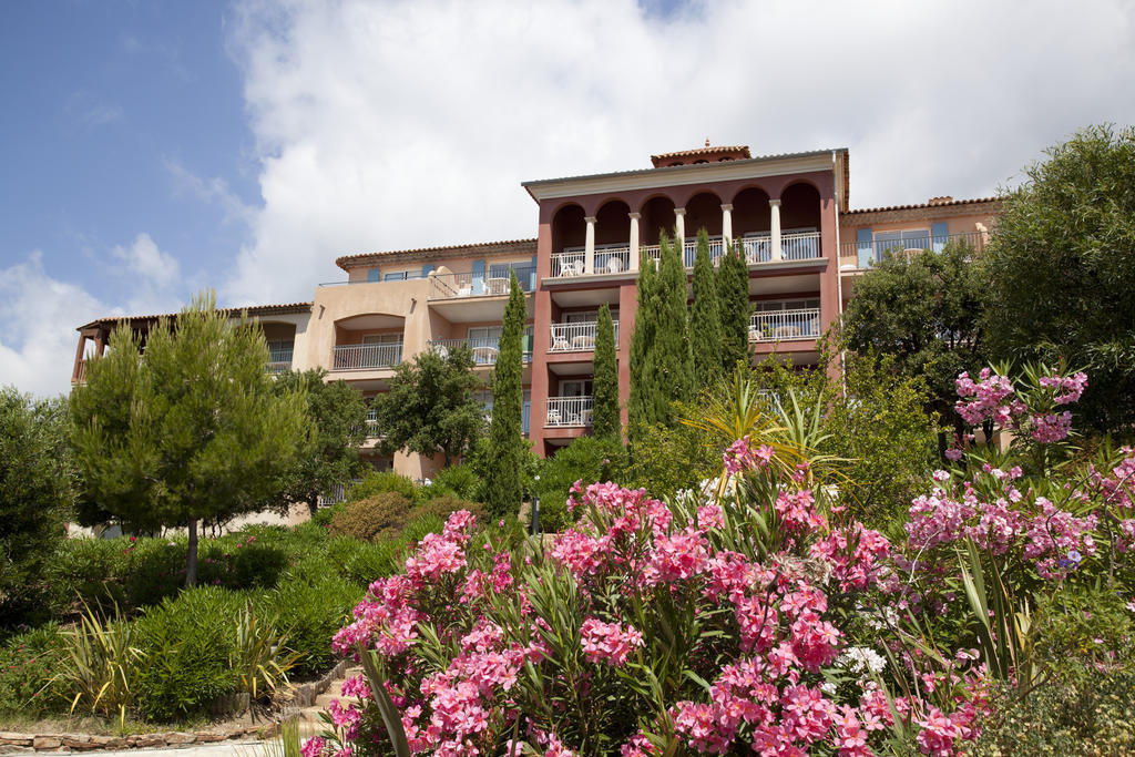 Residence Pierre & Vacances Premium Les Calanques Des Issambres Лез-Іссамбр Екстер'єр фото
